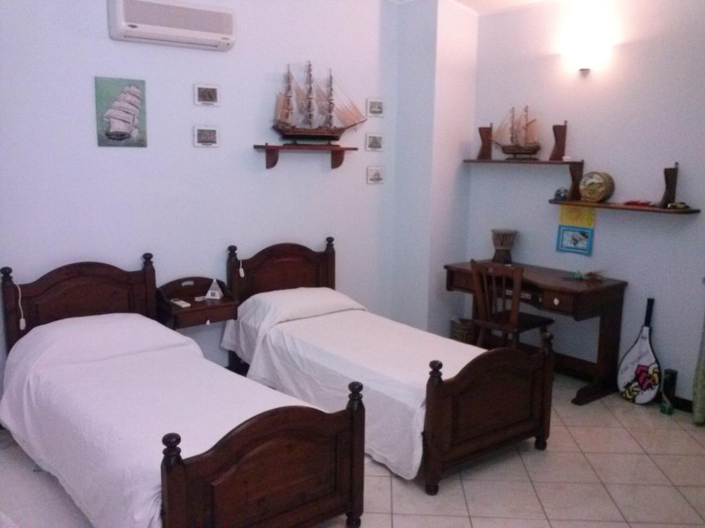 B&B Casa Usai Capoterra Kamer foto